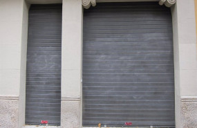 ep archivo   comercio cerrado persiana bajada