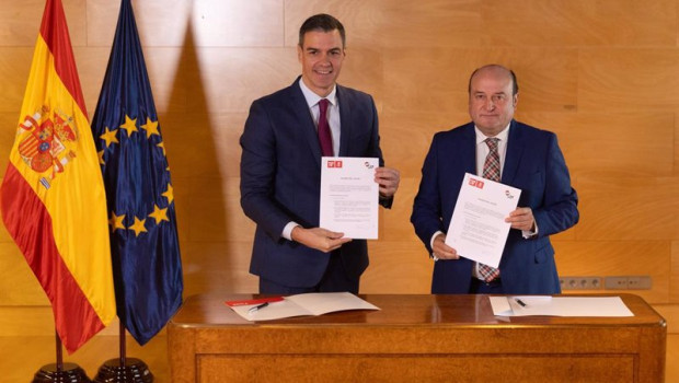ep archivo   el presidente del gobierno pedro sanchez i y el presidente del ebb del pnv andoni