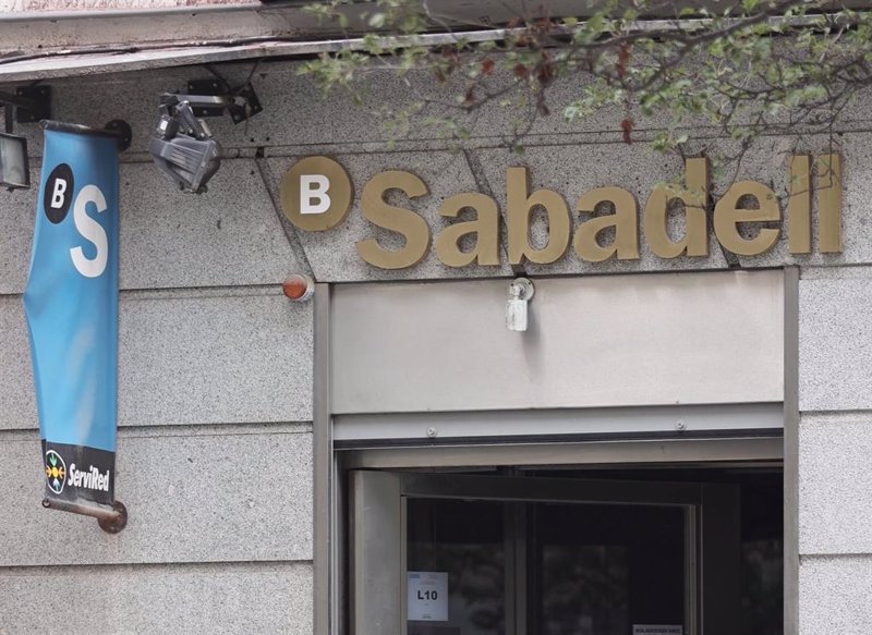 Banco Sabadell analiza un posible acuerdo para reforzar su servicio de adquirencia