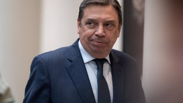 ep el ministro de agricultura pesca y alimentacion luis planas a su llegada a una sesion de control