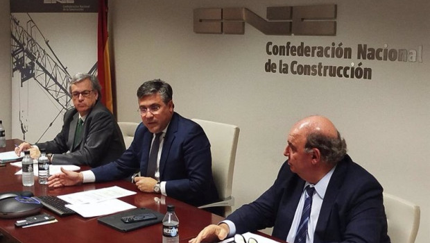 ep el presidente de la confederacion nacional de la construccion cnc pedro fernandez alen en una