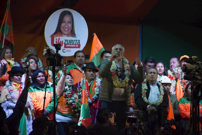 ep el principal candidato opositor a la presidencia de bolivia carlos mesa durante un mitin