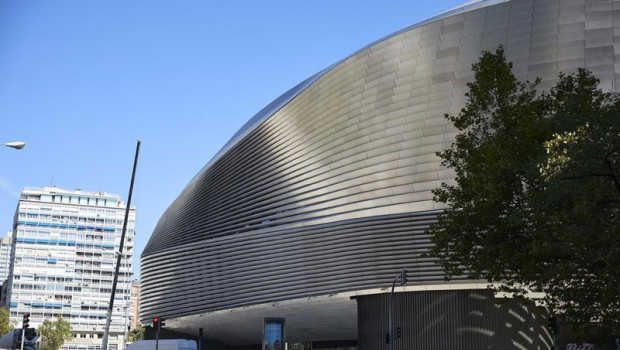 ep fachada del estadio santiago bernabeu a 7 de octubre de 2025 en madrid espana