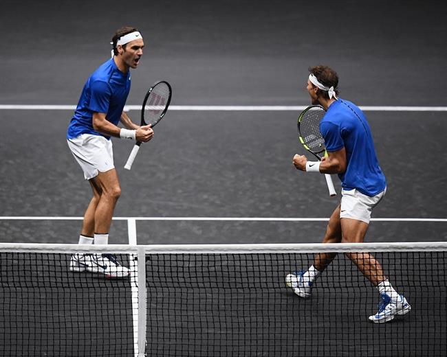 Federer y Nadal celebran un punto | ROD LAVER CUP ep federernadal celebranpunto