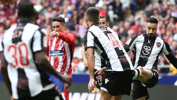 ep fernando torres anotandotercer golpartido