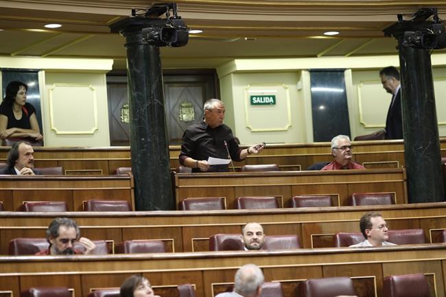 Joan Baldoví habla desde su escaño en el Congreso | EUROPA PRESS ep joan baldovi hablasu escanocongreso