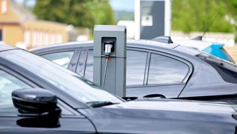 ep la red publica de recarga electrica alcanza los 48070 puntos operativos hasta el 31 de agosto