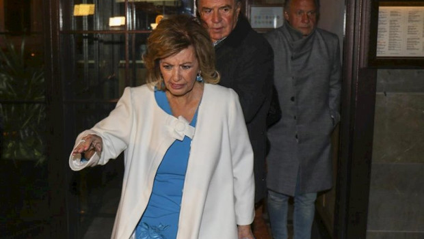 ep maria teresa campos sale de cenar en un conocido restaurante junto a emilio javier