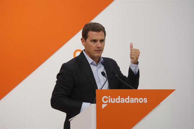 El presidente de Ciudadanos, Albert Rivera, en una rueda de prensa en la sede de | Marta Fernández Jara - Europa Press ep presidenteciudadanos albert rivera enruedaprensala sede de
