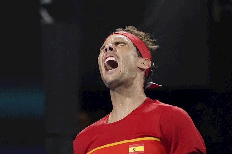 ep rafa nadal reacciona tras perder un punto ante novak djokovic en la atp cup