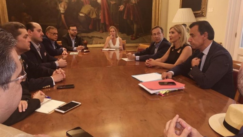 Senadores del PP (derecha) se reúnen con representantes de partidos de oposición de Venezuela | TWITTER PP SENADO ep senadorespp derecha se reunenrepresentantespartidosoposicionvenezuela