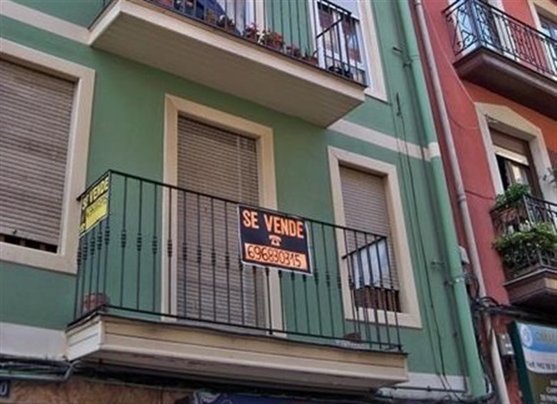 Comprar una casa de segunda mano en España, un 5% más caro que hace un año