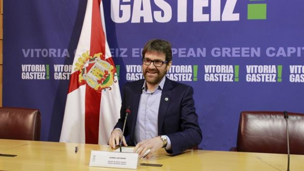 ep alcaldevitoria gorka urtaran