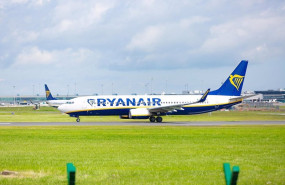 ep archivo   avion de ryanair 20221122193803