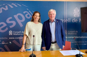 ep archivo   el conseller insular de turismo jose marcial rodriguez y la directora insular de