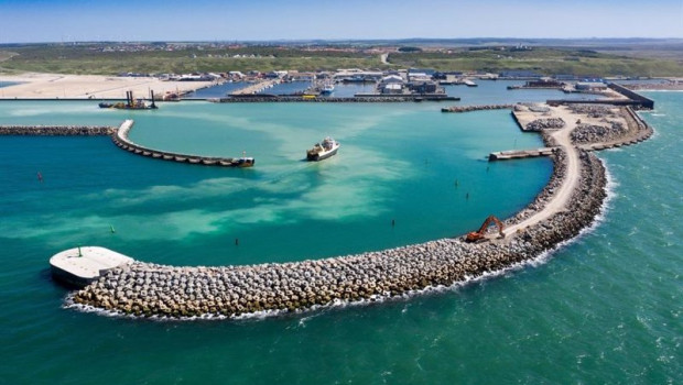ep archivo   muelle con bloques de cubipod en dinamarca