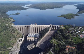 ep archivo   vista aerea del embalse de alcantara