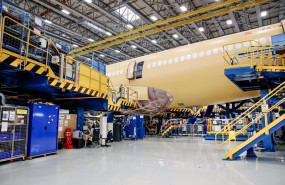 ep archivo   vista de la estructura de un avion en el campus de airbus en getafe