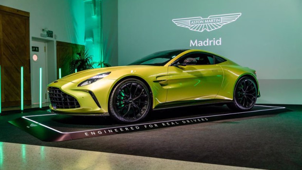 ep aston martin presenta el nuevo vantage con motor v8 y 665 cv de potencia desde 250000 euros