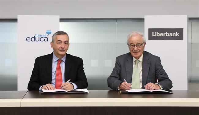 Carlos Ocaña (a la izquierda), y Pedro Rivero (a la derecha) | LIBERBANK ep carlos ocana aizquierda y pedro rivero aderecha