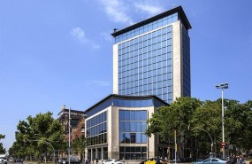 ep edifici deutsche bankbarcelona futura flagship de seat