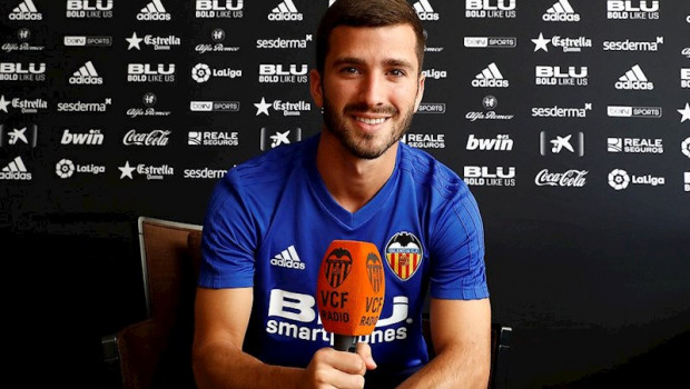 ep el jugador del valencia cf jose luis gay