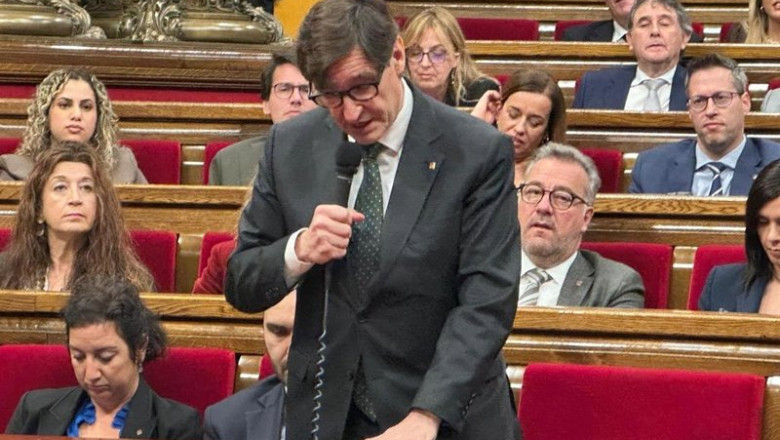 ep el presidente de la generalitat salvador illa en la sesion de control al govern en el parlament