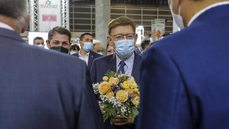 El presidente de la Generalitat Valenciana, Ximo Puig, inaugura los certámenes Iberflora y Ecofira, en el regreso de la celebración de ferias profesionales al recinto ferial valenciano en este 2021 y en un formato 100% presencial | ROBER SOLSONA/EP ep el presidente de la generalitat valenciana ximo puig inaugura los certamenes iberflora y ecofira