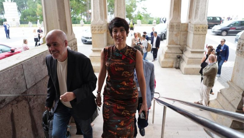 ep el secretario general de ccoo unai sordo con la ministra elma saiz en la universidad ep el secretario general de ccoo unai sordo con la ministra elma saiz en la universidad