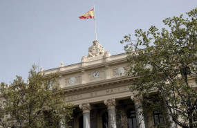 ep fachada del edificio de la bolsa en madrid
