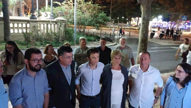 ep inigo errejon tercero por la izq entre enric morera y llum quinonero y junto a ignasi candela