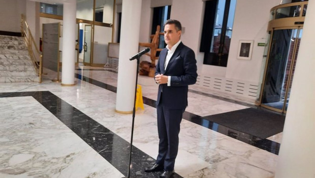 ep jauregi en declaraciones a los medios de comunicacion a su llegada al parlamento vasco