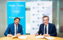 ep jorge marichal presidente de cehat y david rico director de caixabank hotel tourism