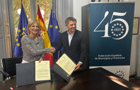 ep la presidenta de femp y alcaldesa de jerez maria jose garcia pelayo y el presidente de hosteleria