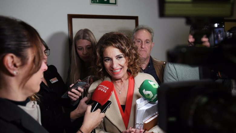ep la vicepresidenta primera del gobierno y ministra de hacienda maria jesus montero ofrece ep la vicepresidenta primera del gobierno y ministra de hacienda maria jesus montero ofrece