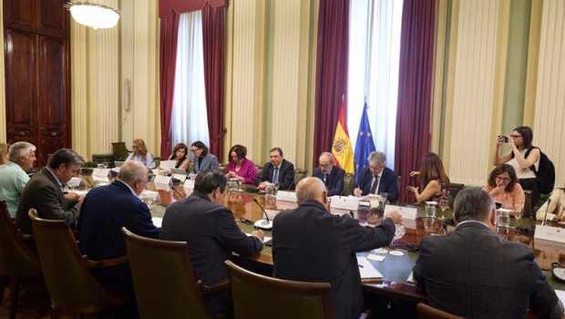 ep mesa de reunion durante el primer consejo agrario con la representacion renovada de las