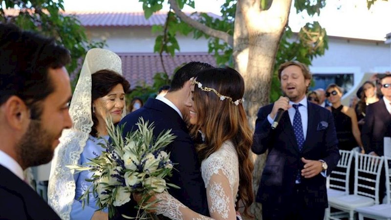 ep paco urena se da el si quiero con elena gonzalez