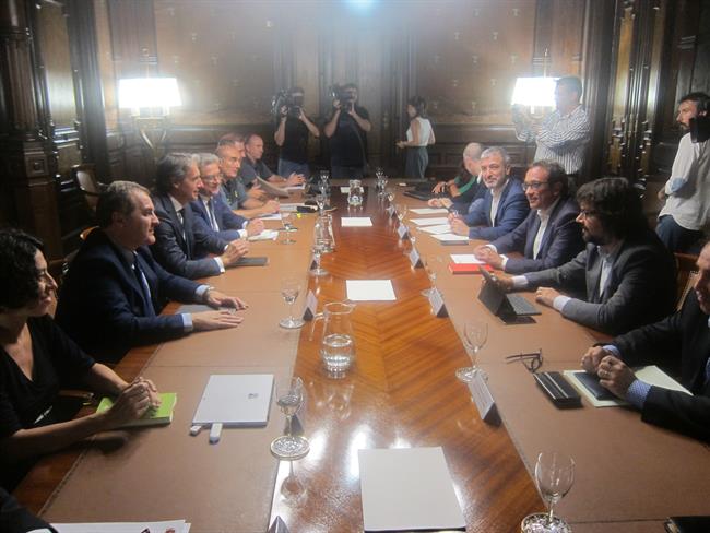 Reunión de la comisión de seguimiento de la huelga de El Prat | EUROPA PRESS ep reunionla comisionseguimientola huelgaprat