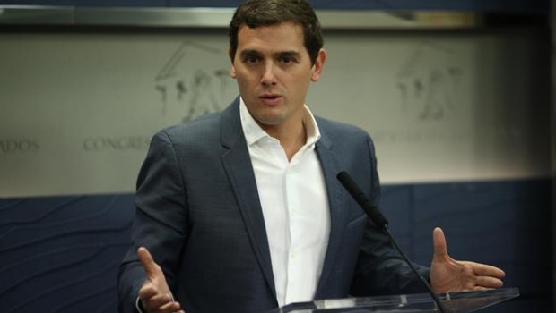 ep ruedaprensaalbert riveracongreso