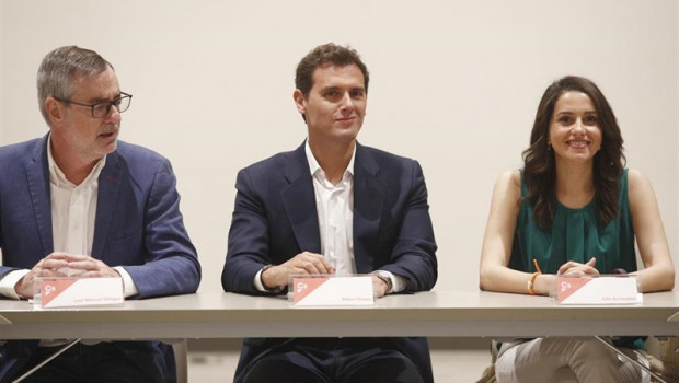 ep secretario generalciudadanos jose manuel villegas presidenteciudadanos albert riverala portavozcscongresolos diputados ines arrimadas presidenreunion extraordinariaconsejo generalciudadanosmadrid marrio