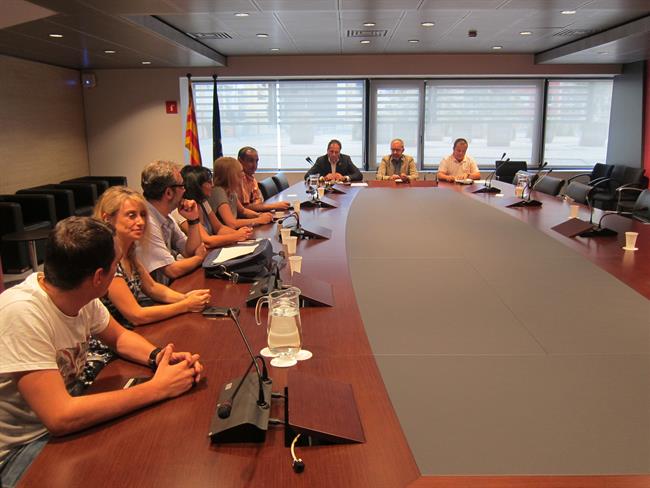 Trabajadores de Eulen reunidos con la mediación de la Generalitat | EUROPA PRESS ep trabajadoreseulen reunidosla mediacionla generalitat
