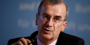 la-bce-va-recalibrer-ses-mesures-monetaires-en-decembre-annonce-villeroy-de-galhau