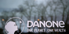 photo d archives du logo du groupe danone 