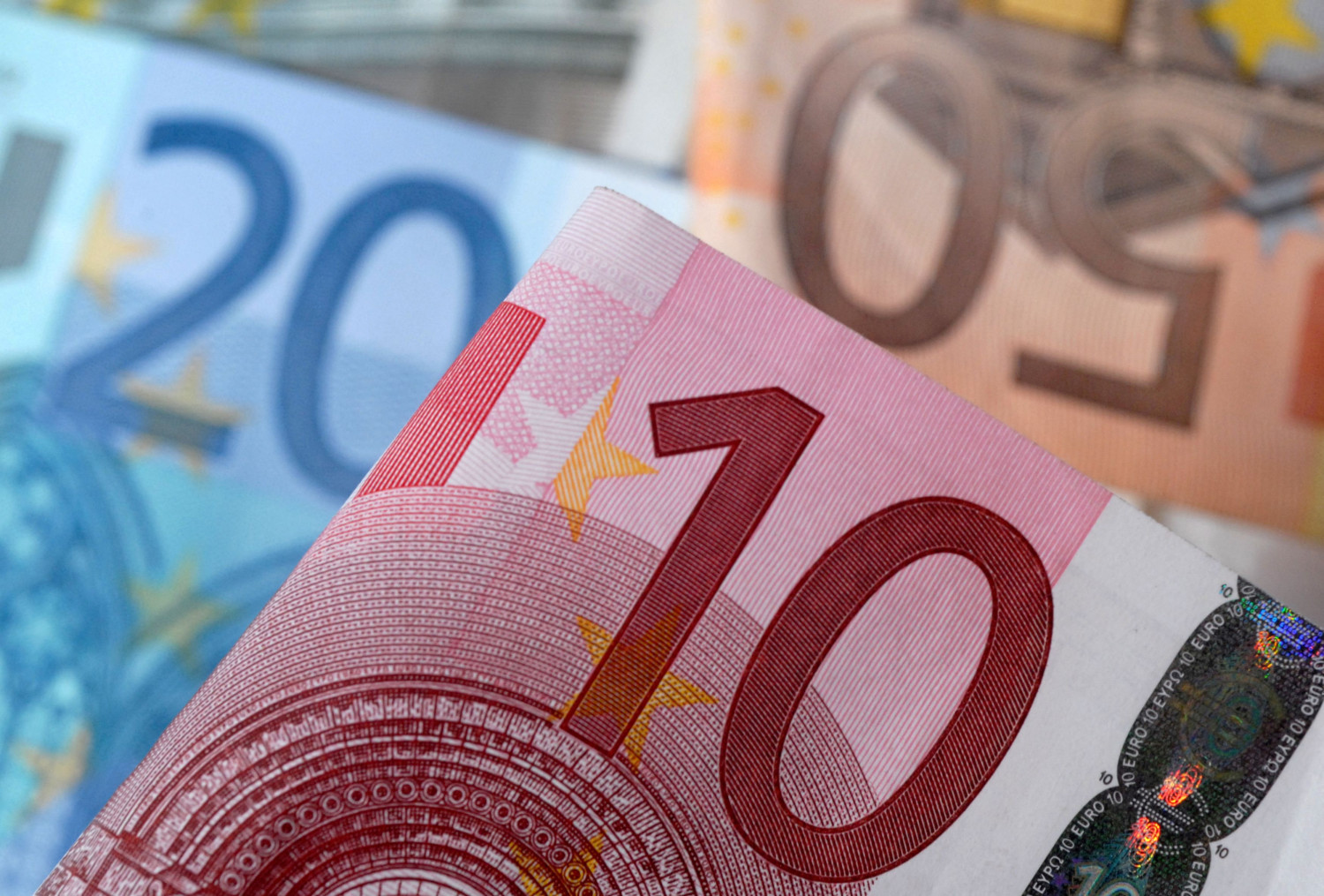 allemagne la bundesbank s attend a une croissance moins importante que prevu au 3e trimestre allemagne la bundesbank s attend a une croissance moins importante que prevu au 3e trimestre