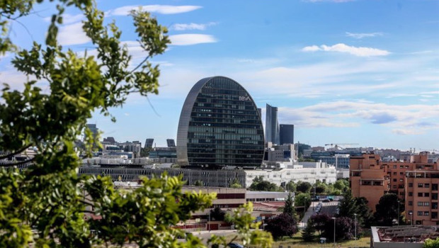 ep archivo   fachada del edificio la vela en la ciudad del bbva