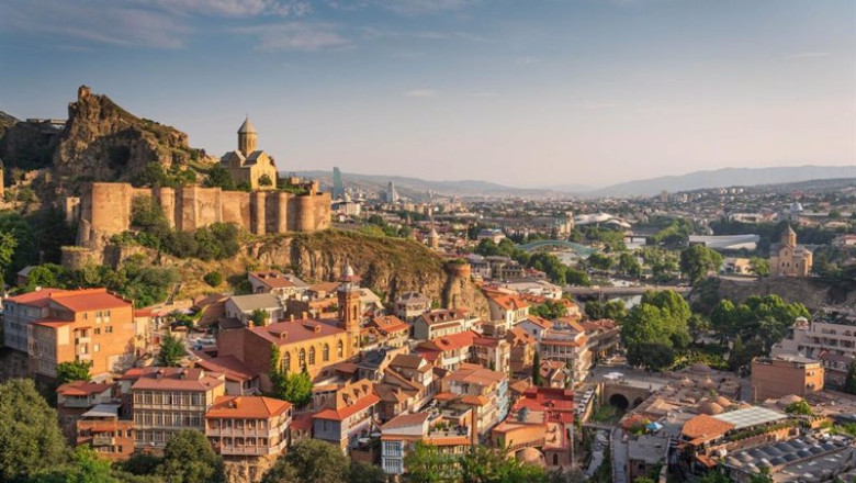 Archivo - Tbilisi capital city of Georgia in a morning sunrise, Georgia city, Europe | PUNNAWIT SUWUTTANANUN - Archivo ep archivo tbilisi capital city of georgia in a morning sunrise georgia city europe