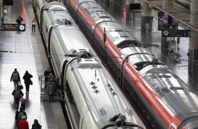 ep archivo   trenes en la estacion de atocha madrid