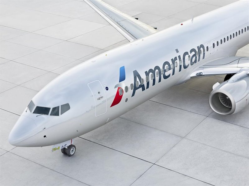 https://img5.s3wfg.com/web/img/images_uploaded/c/2/ep_avion_de_american_airlines.jpg