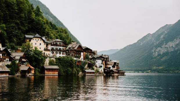 ep crece el interes de los espanoles por viajar a destinos cercanos con suiza grecia y letonia en el