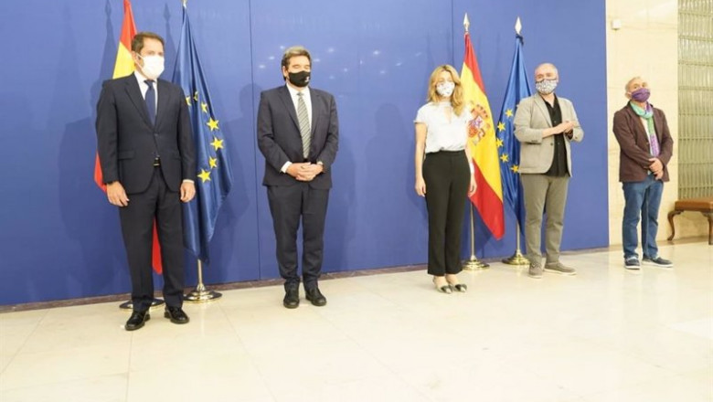 ep firma de la prorroga de los erte de izda a dcha gerardo cuerva cepyme jose luis escriva ministro